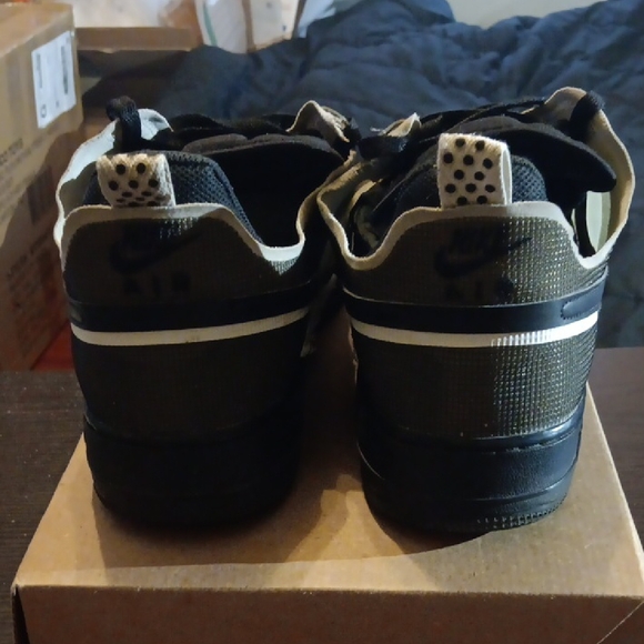 Nike Air Force 1 Low React Black and White Mens 13 - Picture 5 of 9